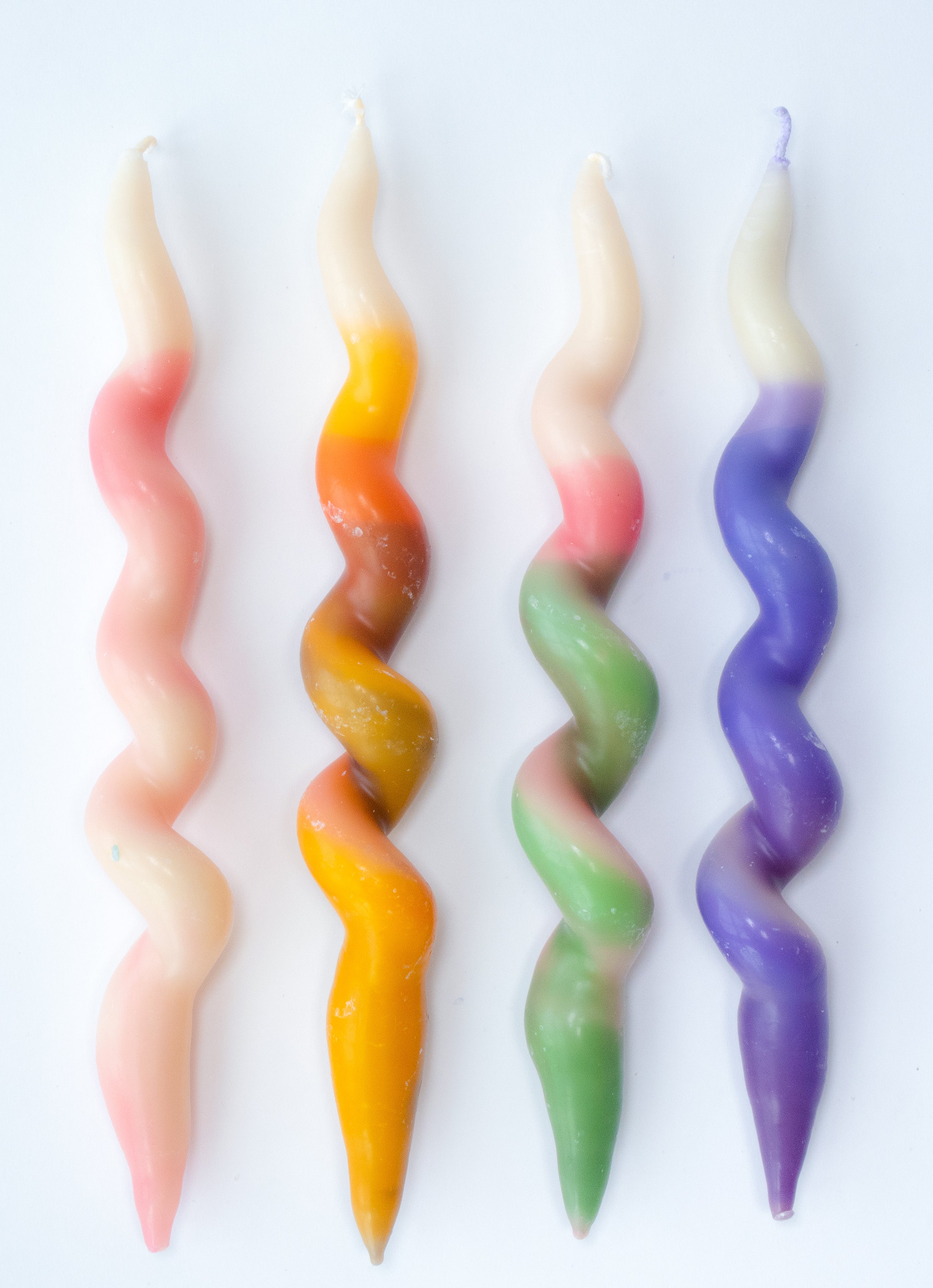 HADAIKUM Painted Candles Twisted 4-Pack